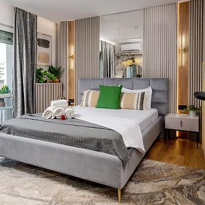  Apartment Romana Vibe Elegance In The Heart Of The