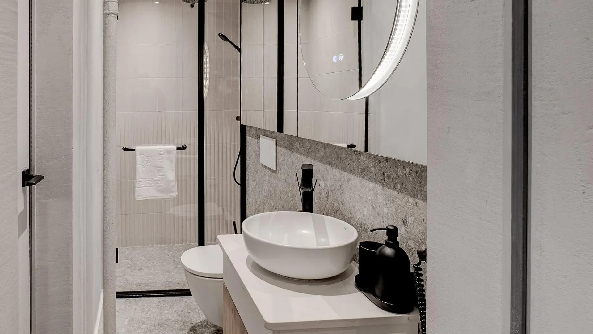 Chanttal Luxury - Boutique Boekarest