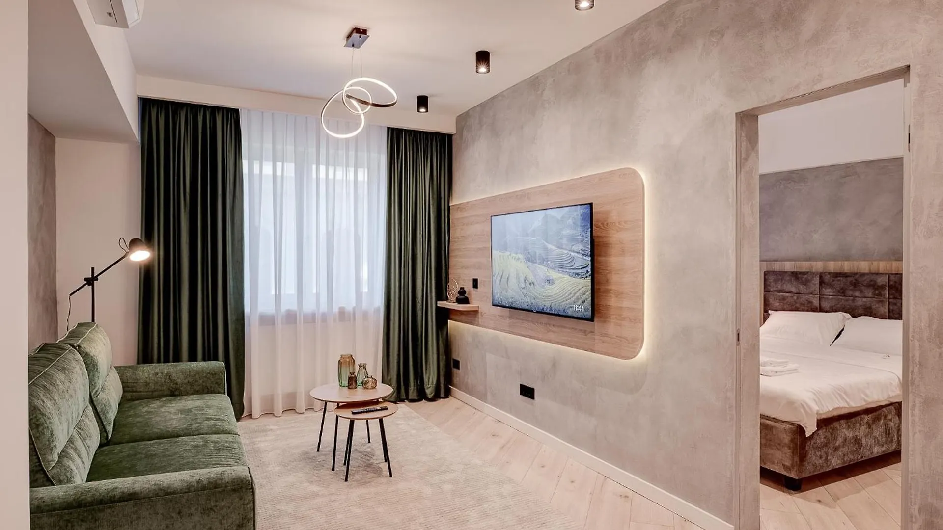 Chanttal Luxury - Boutique Boekarest